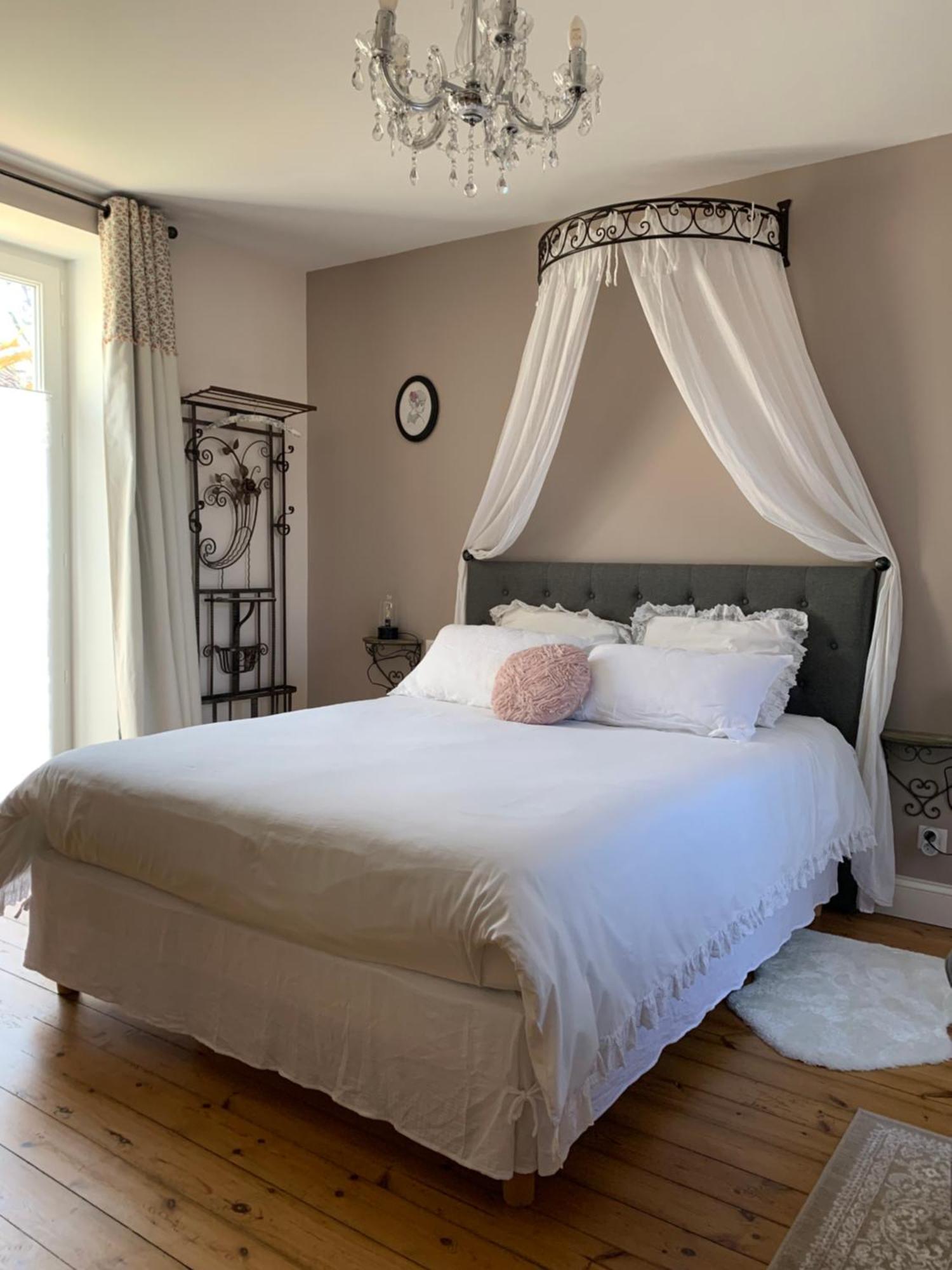 Bed and Breakfast The Cool Lounge A Coulonges - Charente Exterior foto